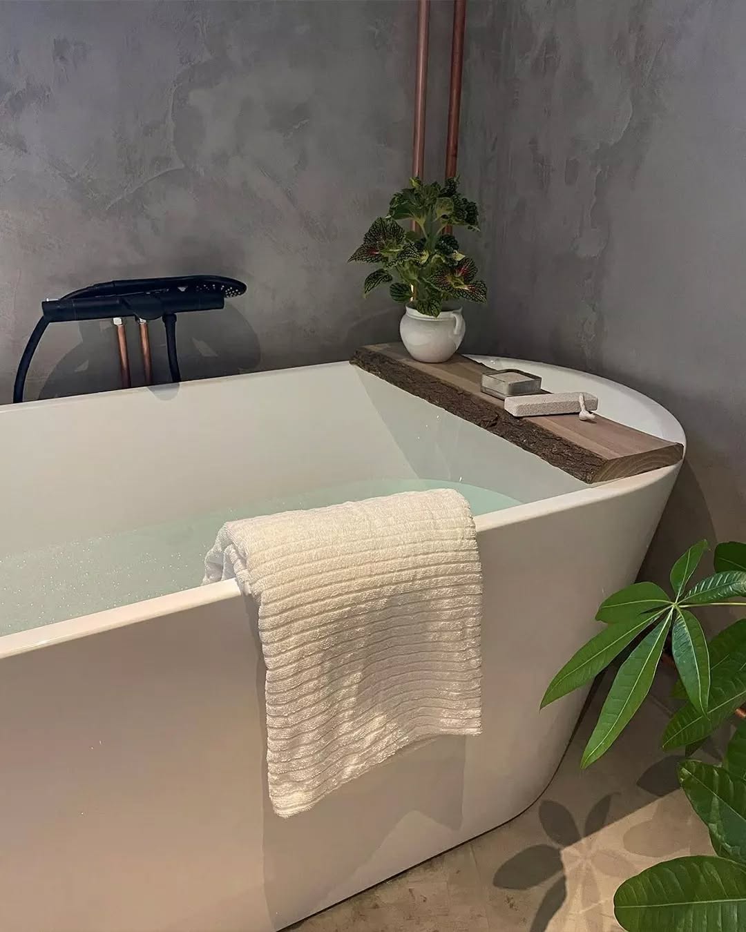 Är microcement godkänt för badrum? Här är allt du behöver veta! - Design By Cement Sweden AB