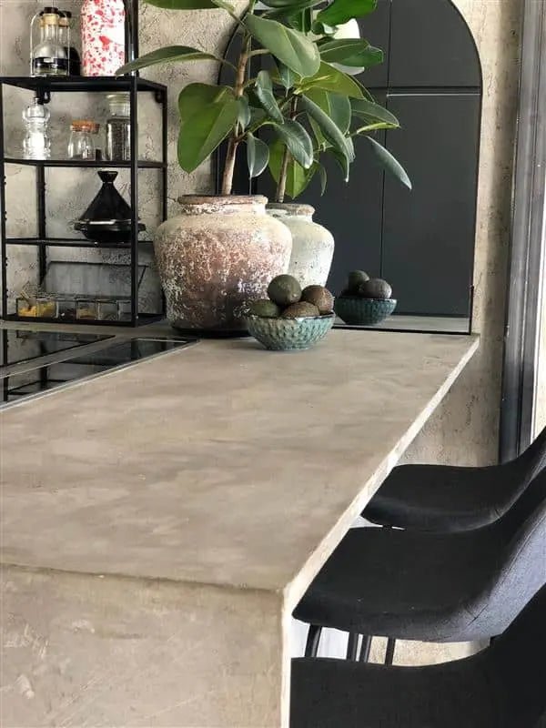 Microcement för bänkskiva, stänkskydd och möbler - Design By Cement Sweden AB