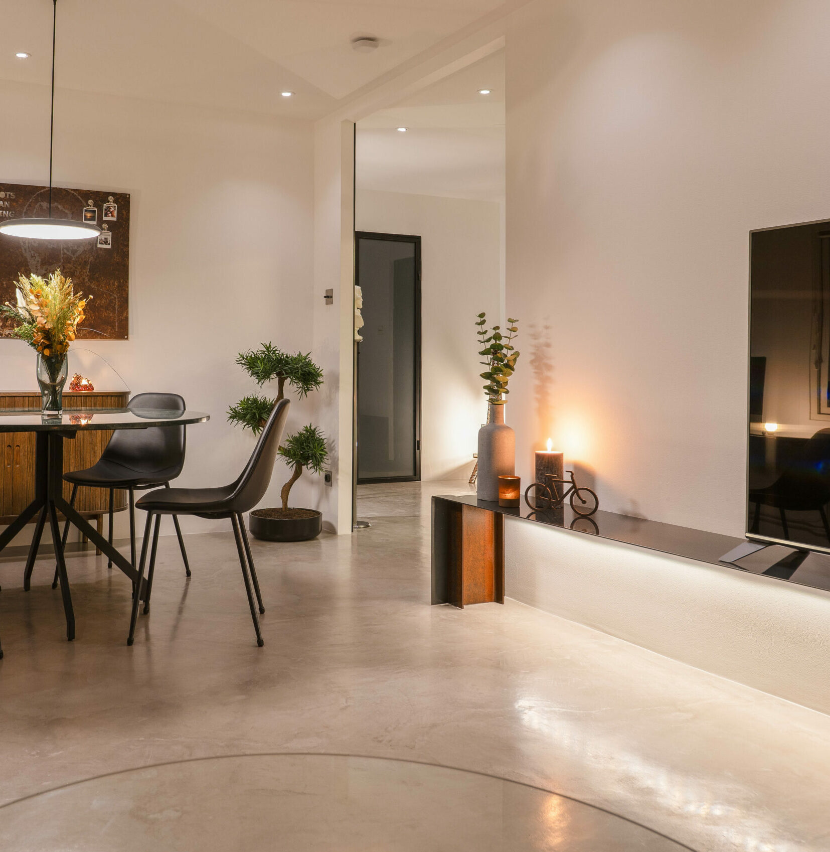 Microcementgolv i Stockholm. dbcmicrocmenet från designbycement