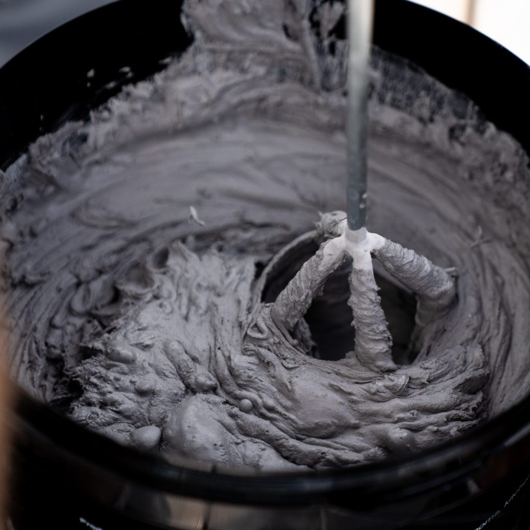 blandar svenska microcementen från designbycement